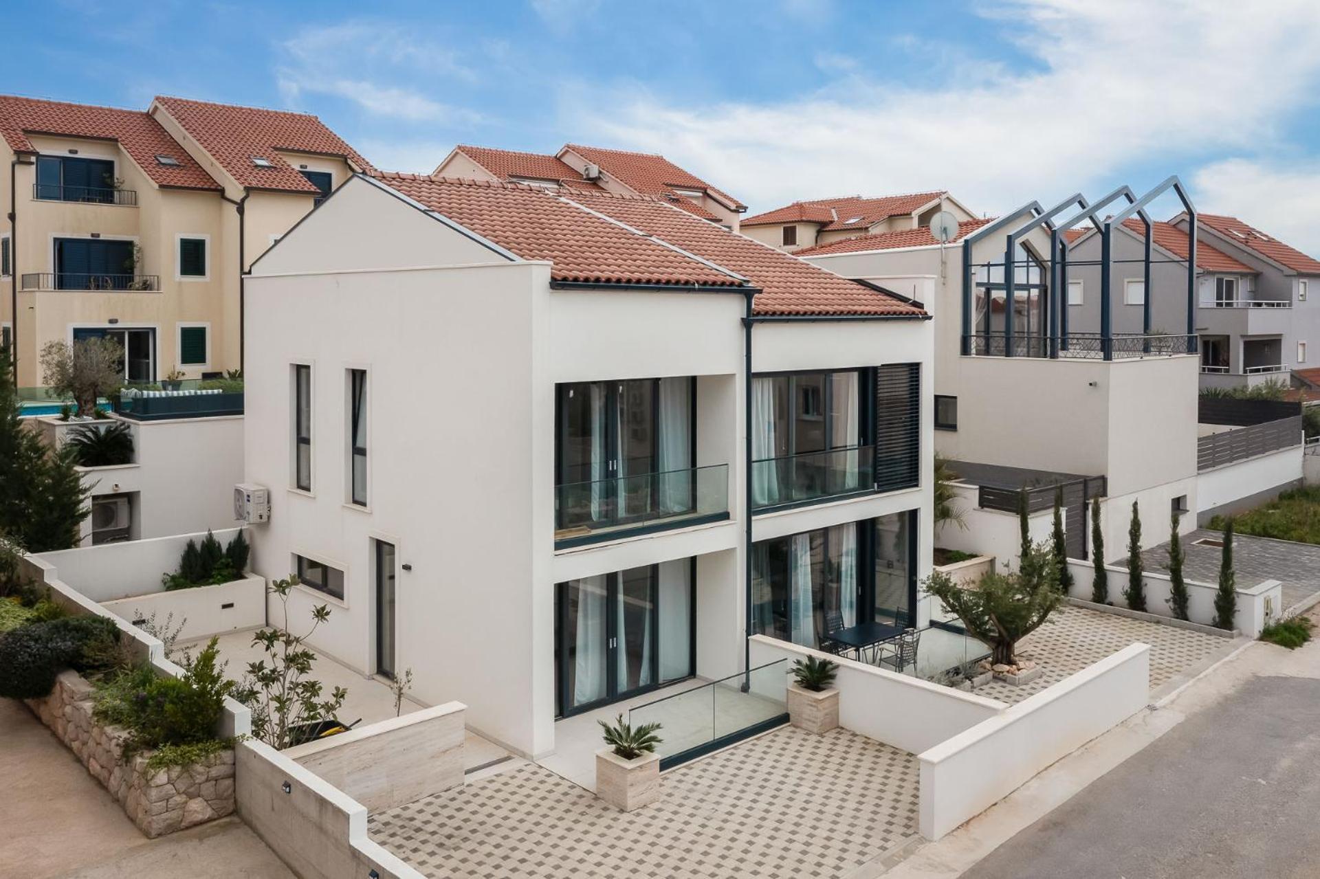 Villa Royale With Shared Pool Hvar Town Eksteriør billede